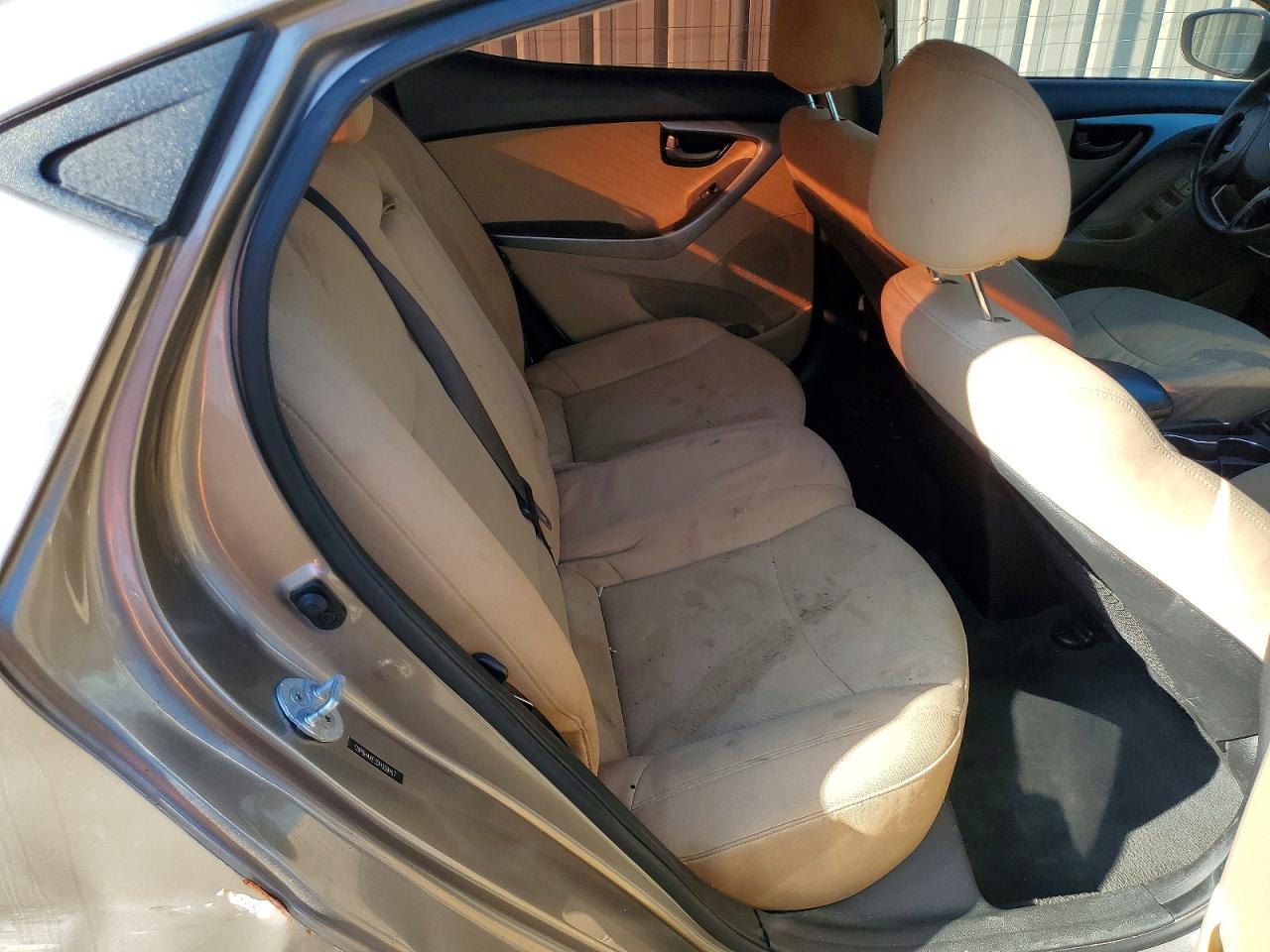 2013 HYUNDAI ELANTRA GLS photo 28