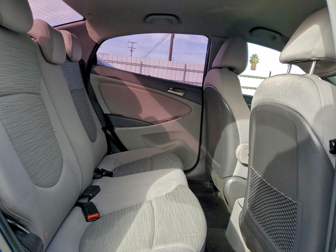 2017 HYUNDAI ACCENT SE photo 10