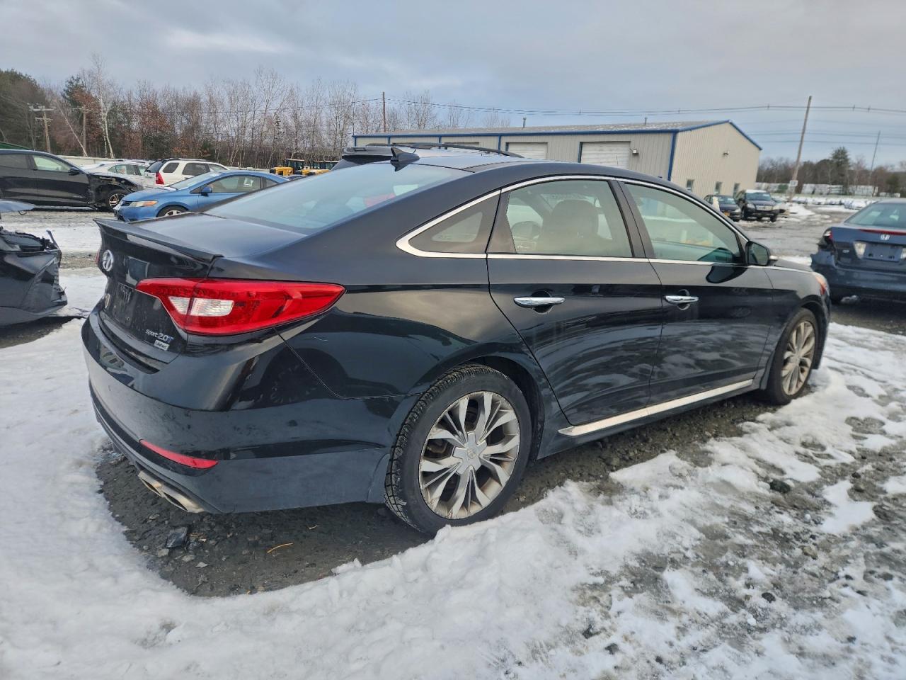 2015 HYUNDAI SONATA SPORT photo 3