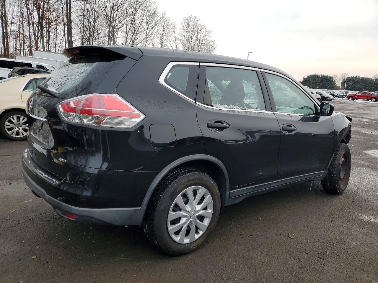 2016 NISSAN ROGUE S photo 3