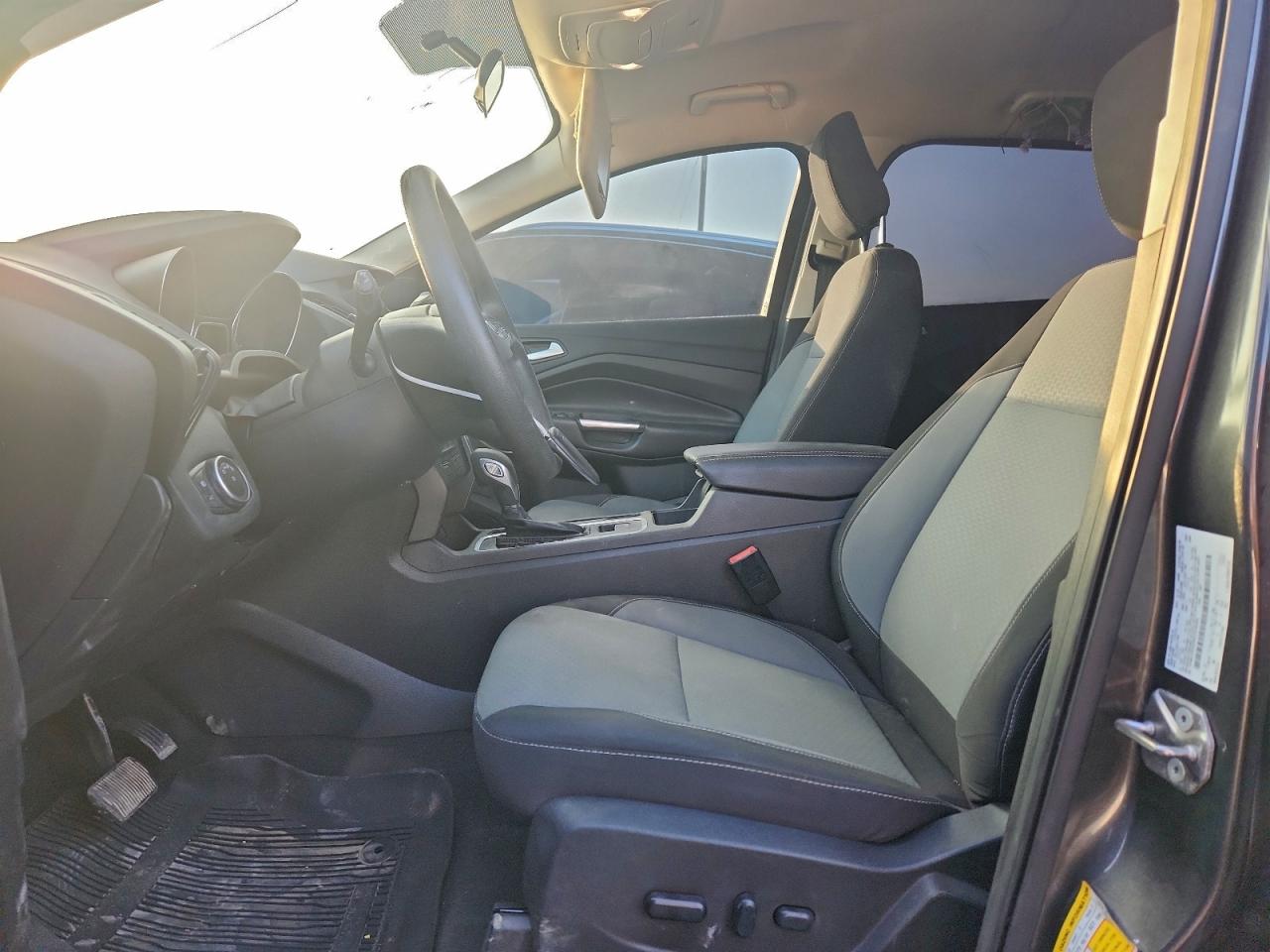 2019 FORD ESCAPE SE photo 7