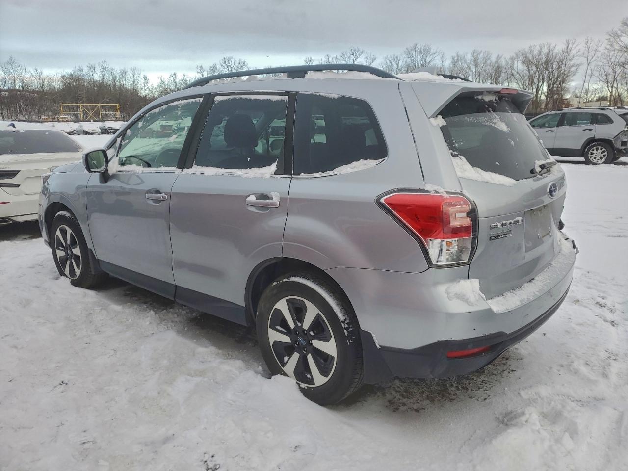 2018 SUBARU FORESTER 2.5I LIMITED photo 2