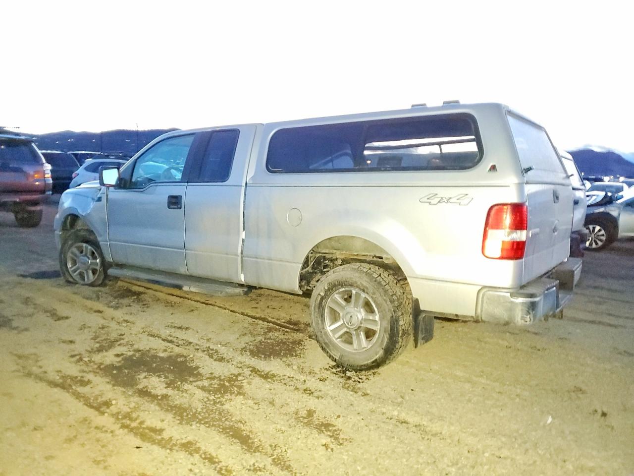 2005 FORD F150 photo 2
