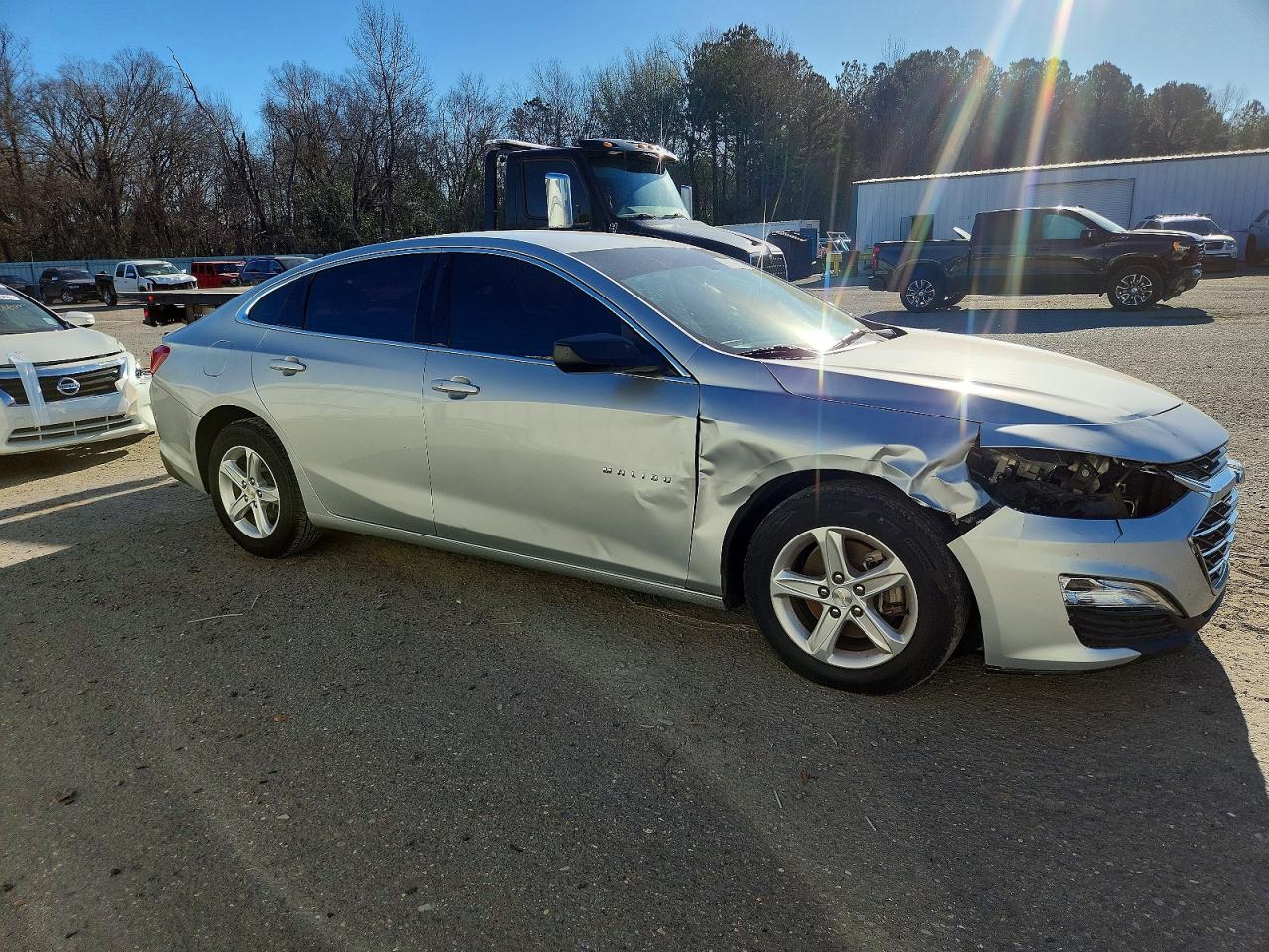 2020 CHEVROLET MALIBU LS photo 4