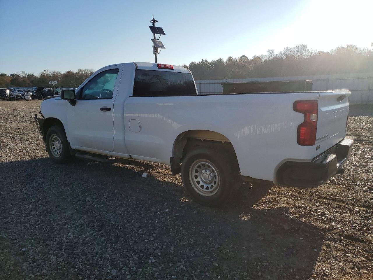 2020 CHEVROLET SILVERADO C1500 photo 2