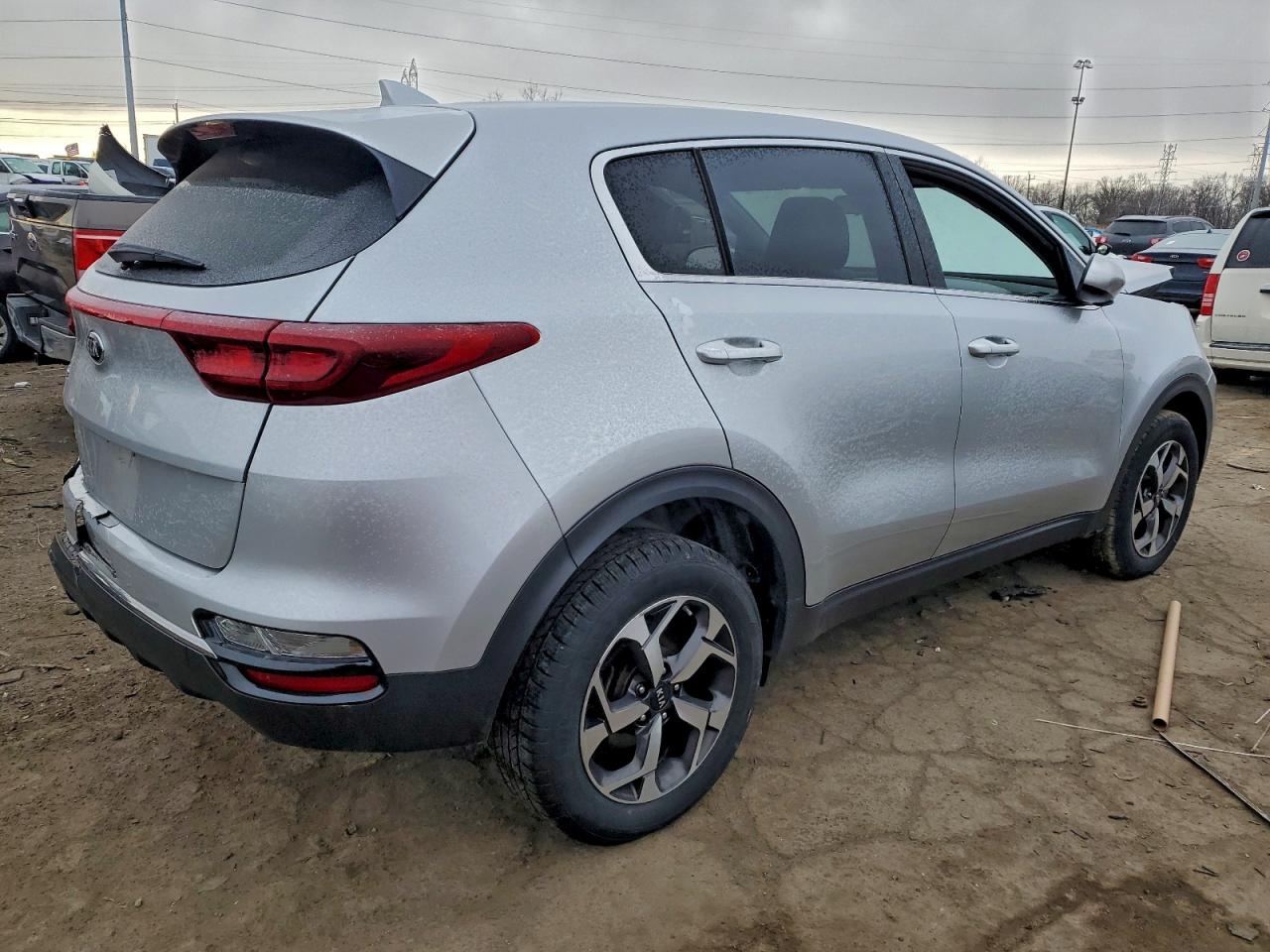 2020 KIA SPORTAGE LX photo 3