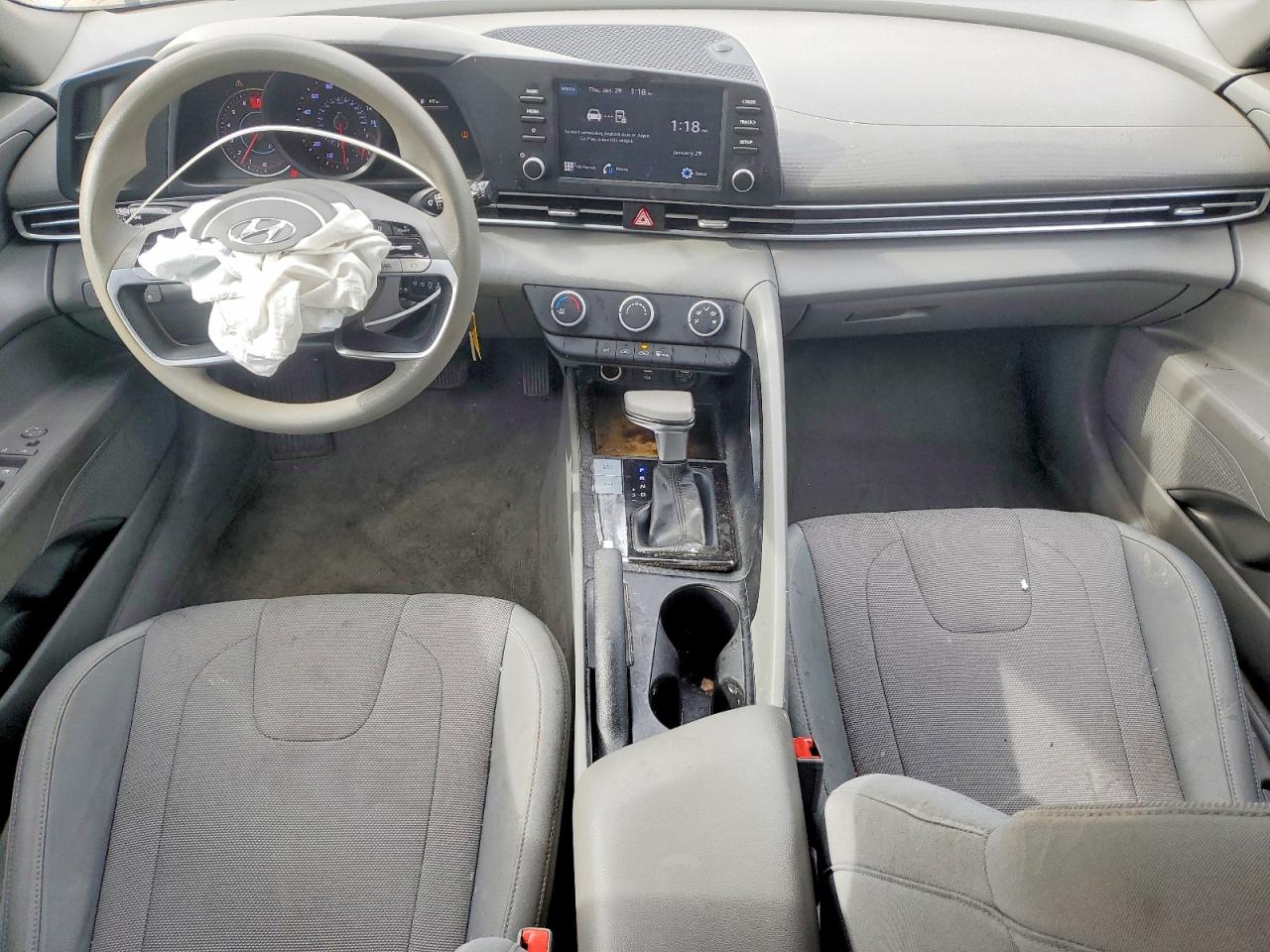 2021 HYUNDAI ELANTRA SE photo 8