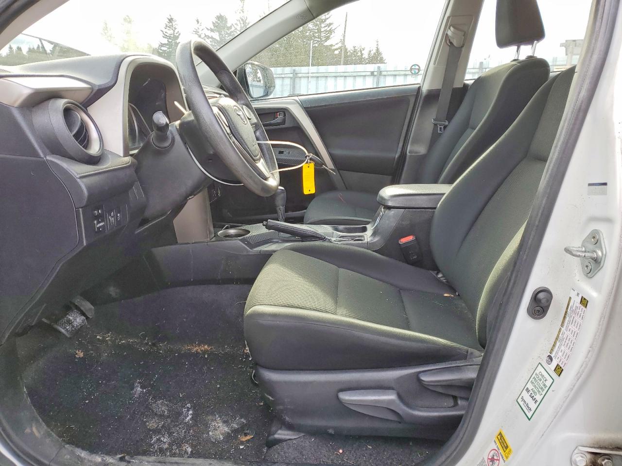 2014 TOYOTA RAV4 LE photo 7