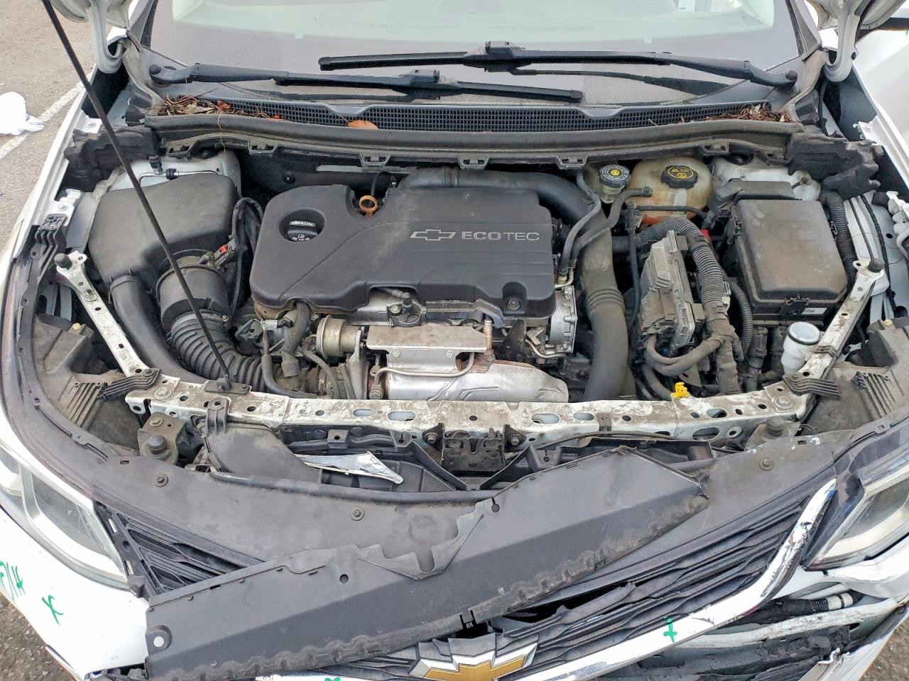 2017 CHEVROLET CRUZE LS photo 11