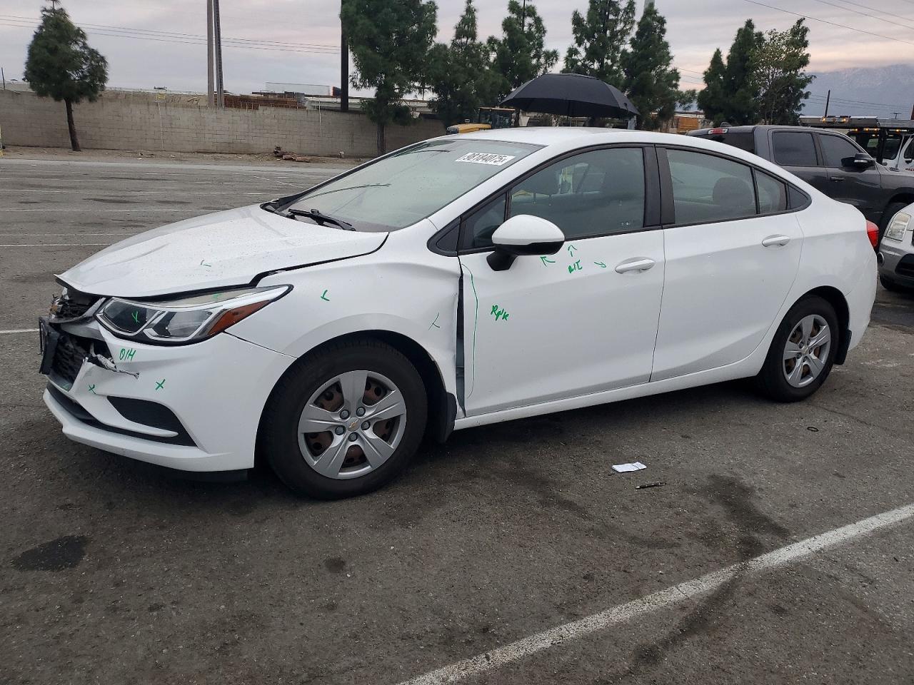 2017 CHEVROLET CRUZE