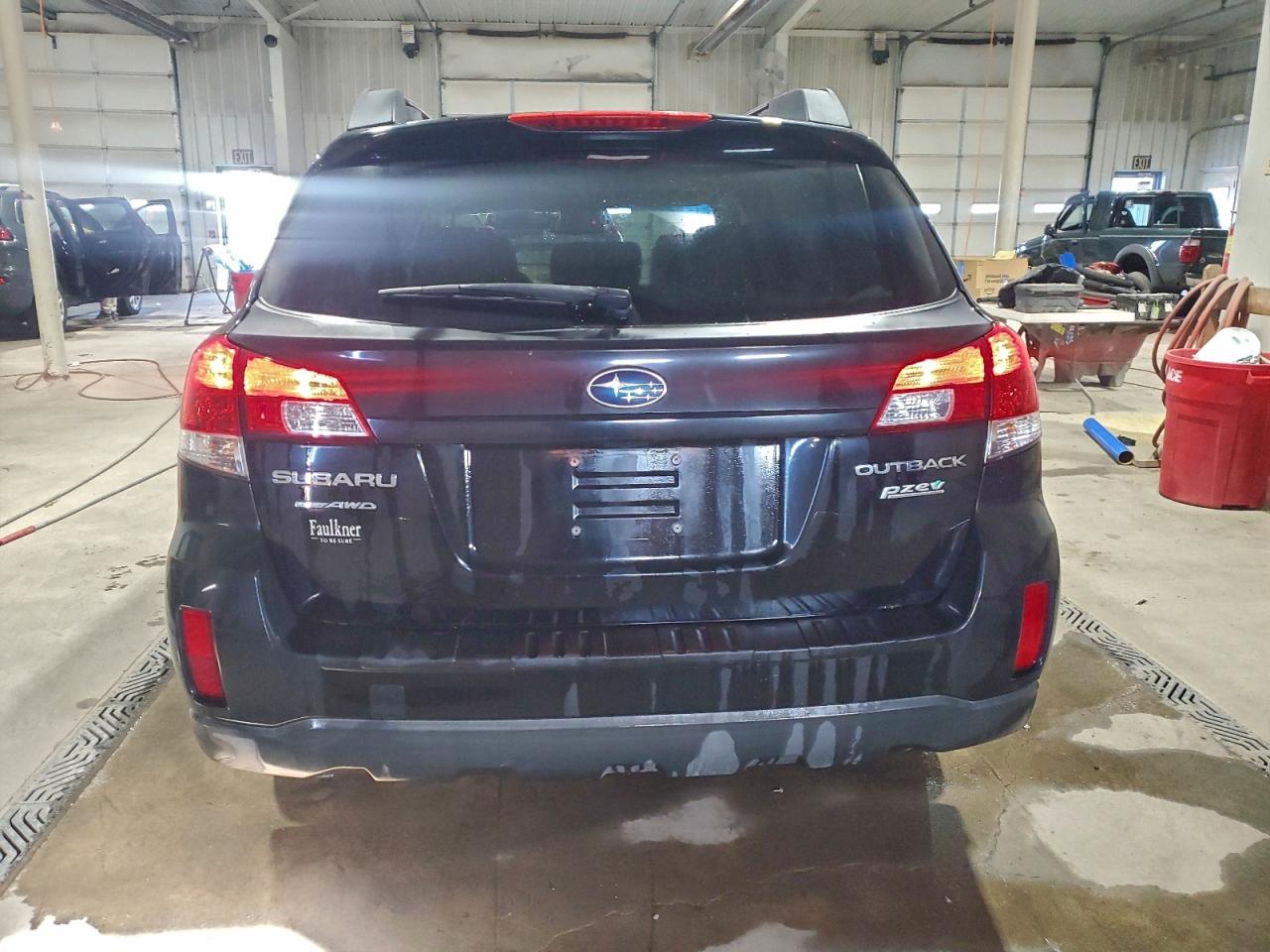 2011 SUBARU OUTBACK 2.5I PREMIUM photo 6
