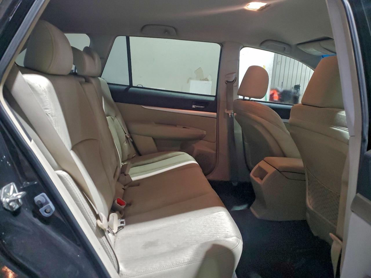 2011 SUBARU OUTBACK 2.5I PREMIUM photo 11