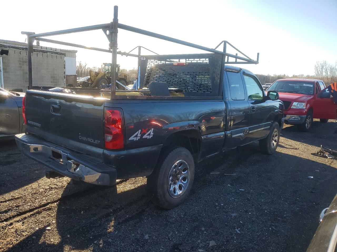 2005 CHEVROLET SILVERADO K1500 photo 3