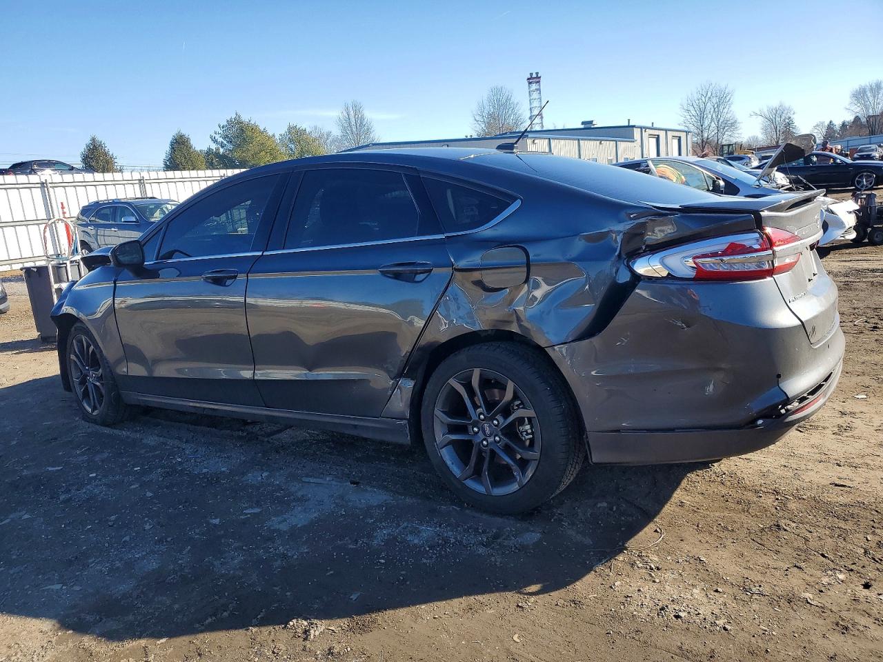 2018 FORD FUSION SE photo 2