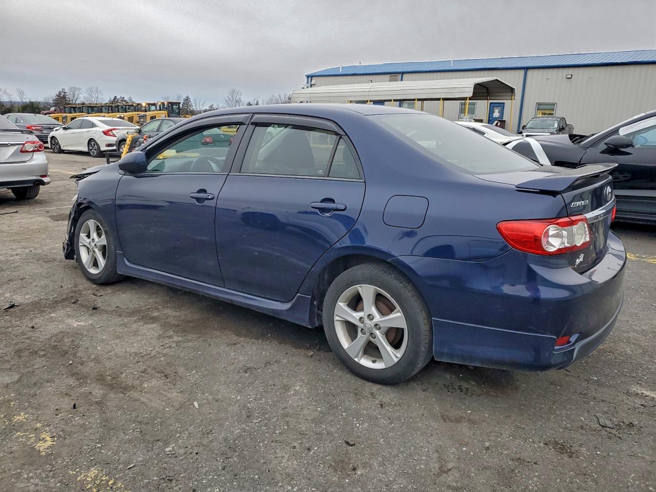 2012 TOYOTA COROLLA BASE photo 2