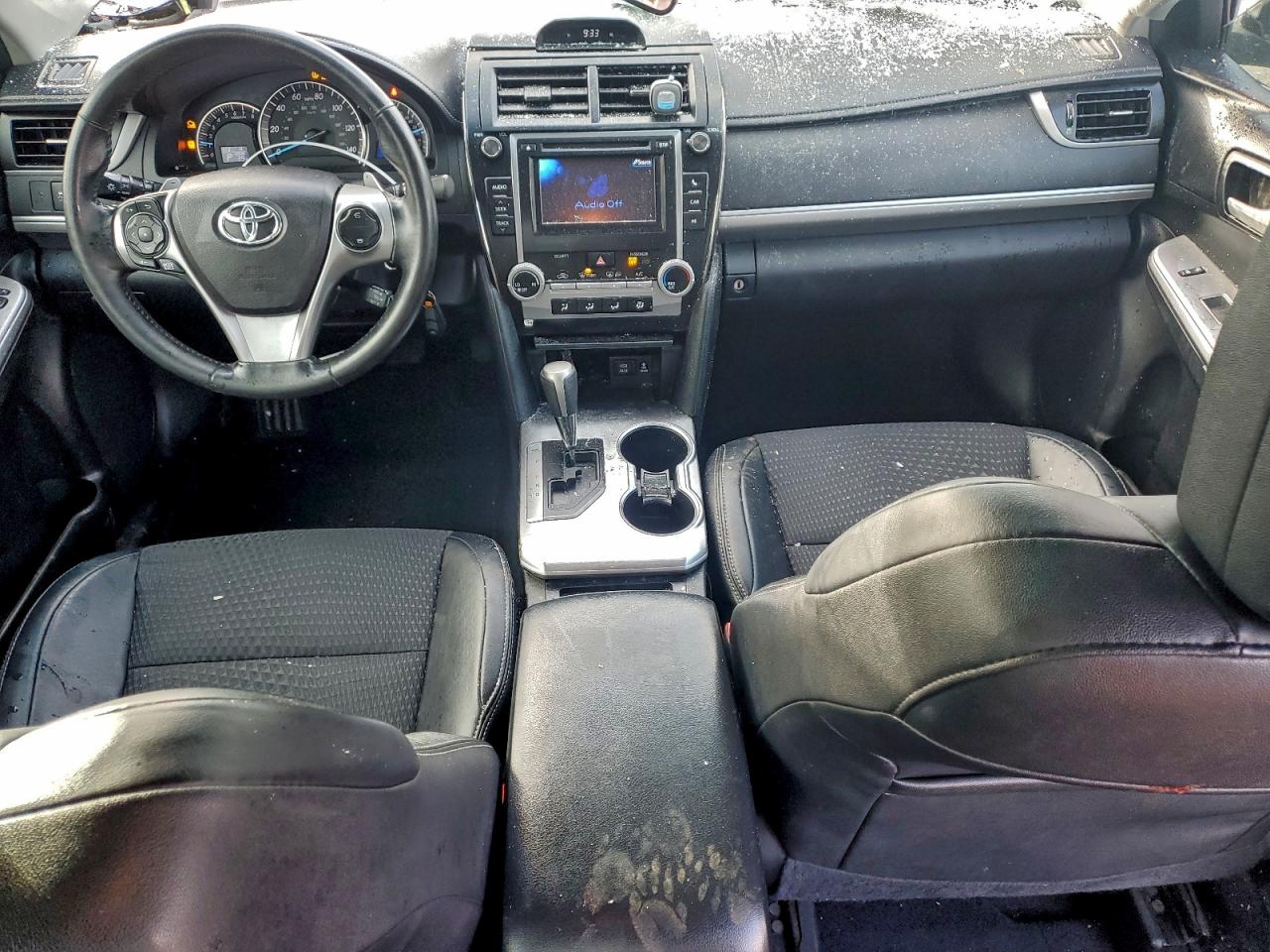 2014 TOYOTA CAMRY L photo 8