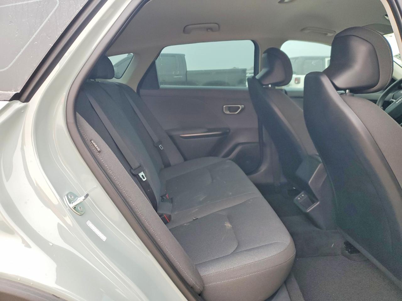 2025 KIA K4 LX photo 10