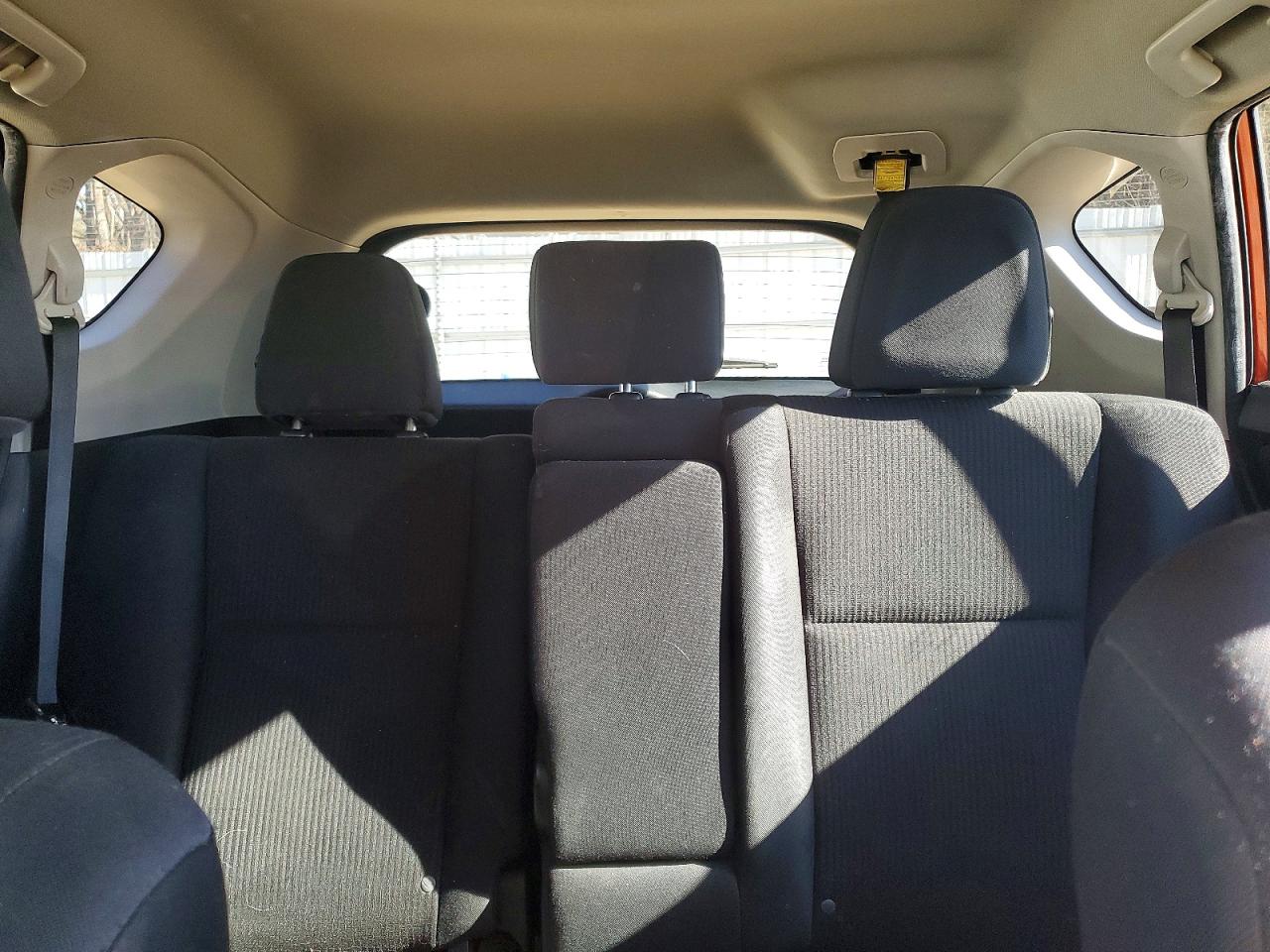 2016 TOYOTA RAV4 LE photo 10