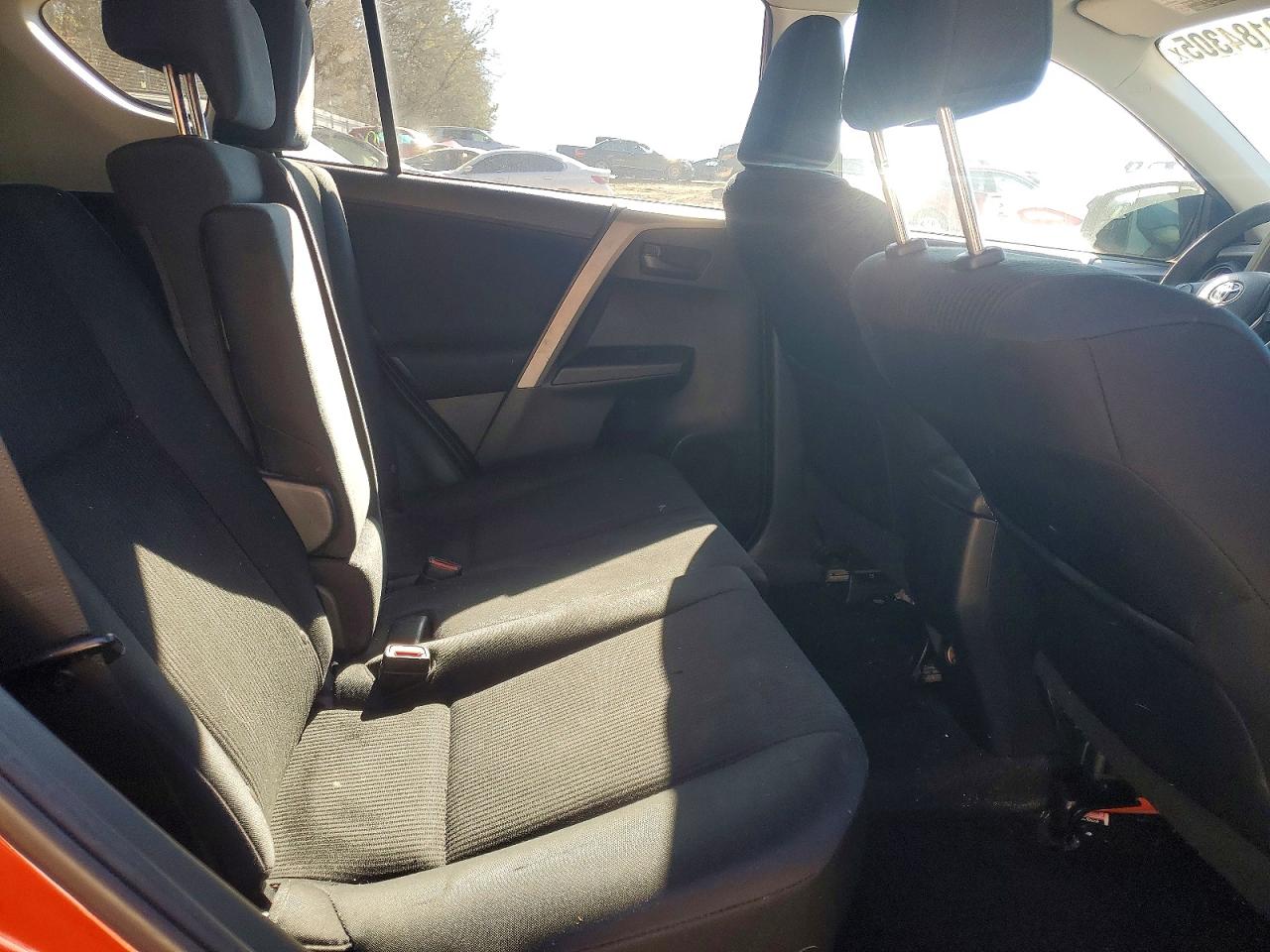 2016 TOYOTA RAV4 LE photo 11
