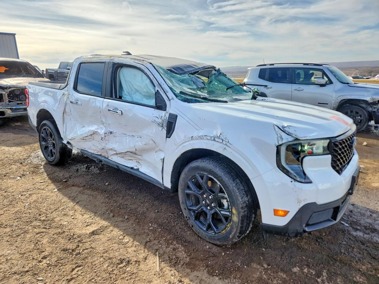 2025 FORD MAVERICK LARIAT photo 10