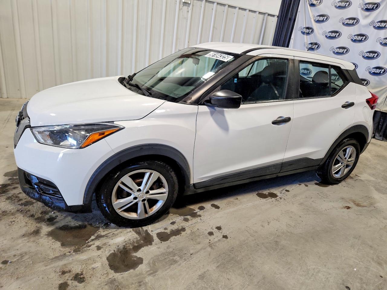 2020 NISSAN KICKS
