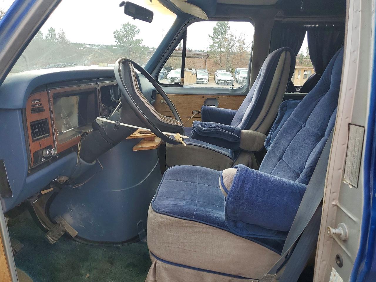 1985 FORD ECONOLINE E150 VAN photo 7