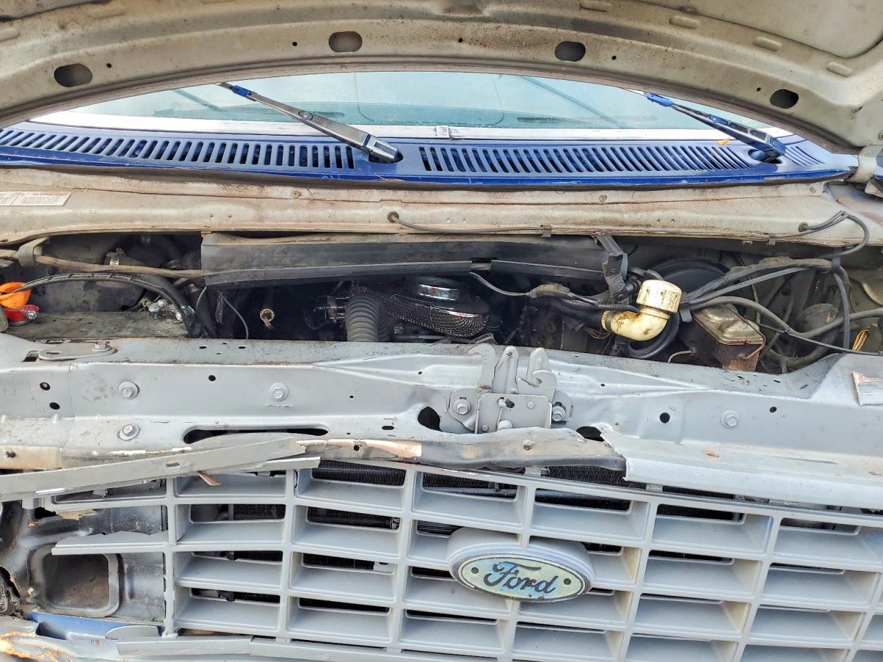 1985 FORD ECONOLINE E150 VAN photo 11