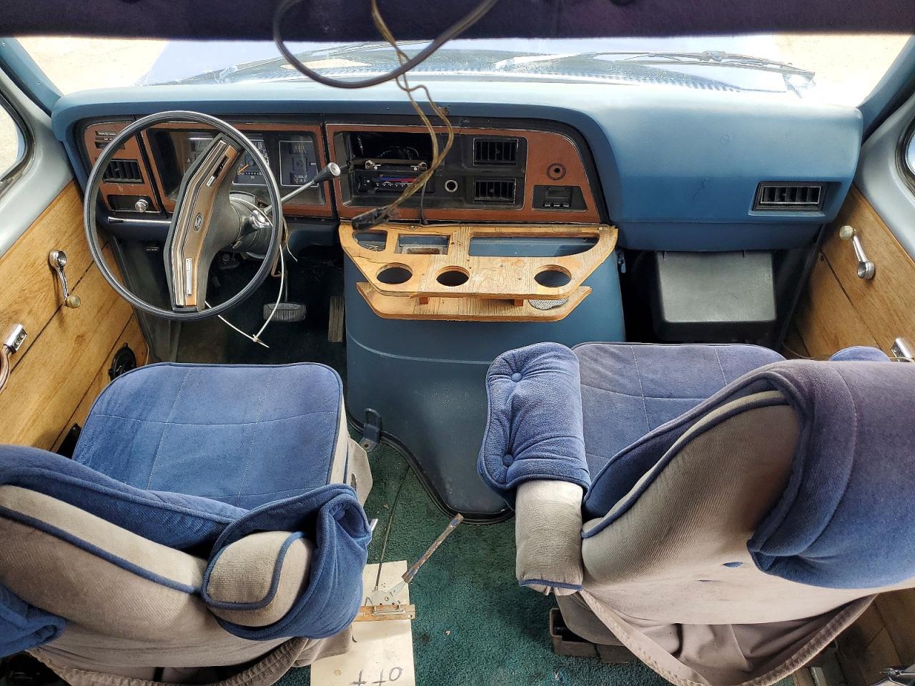 1985 FORD ECONOLINE E150 VAN photo 8
