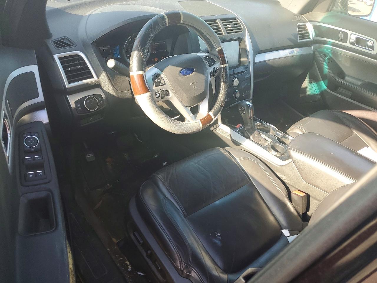 2014 FORD EXPLORER XLT photo 8