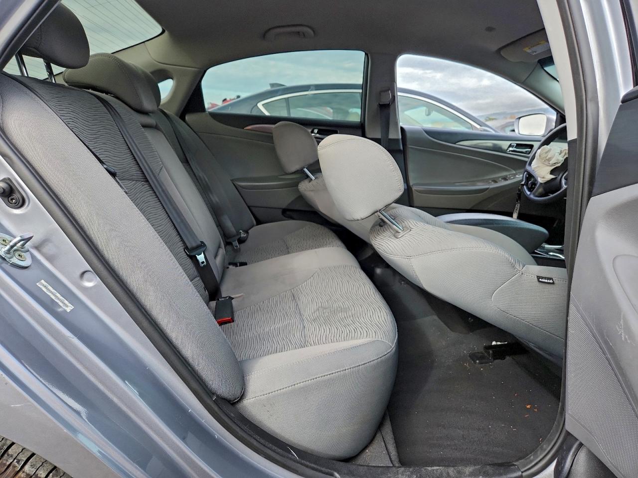 2015 HYUNDAI SONATA HYBRID photo 10