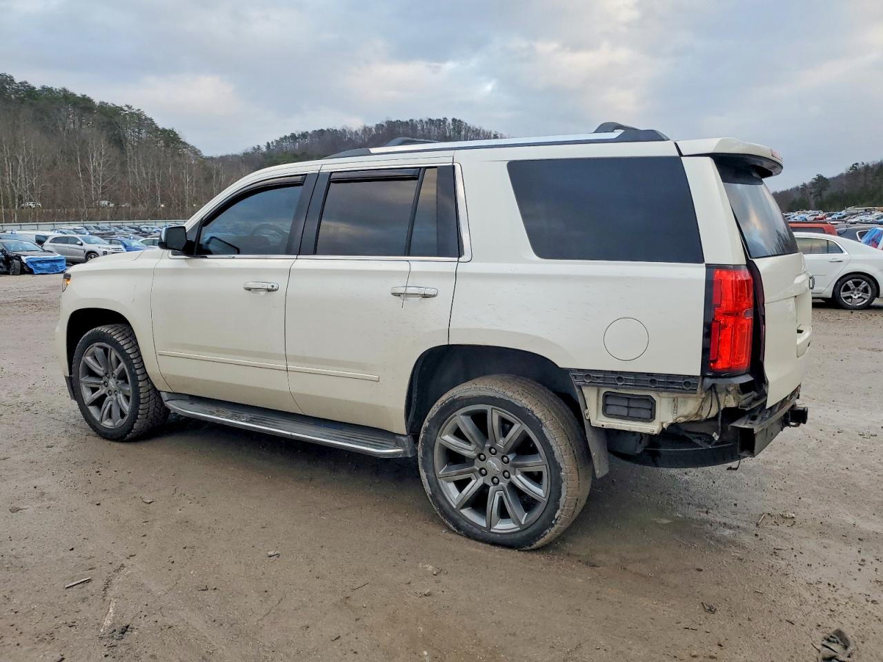 2015 CHEVROLET TAHOE K1500 LTZ photo 2