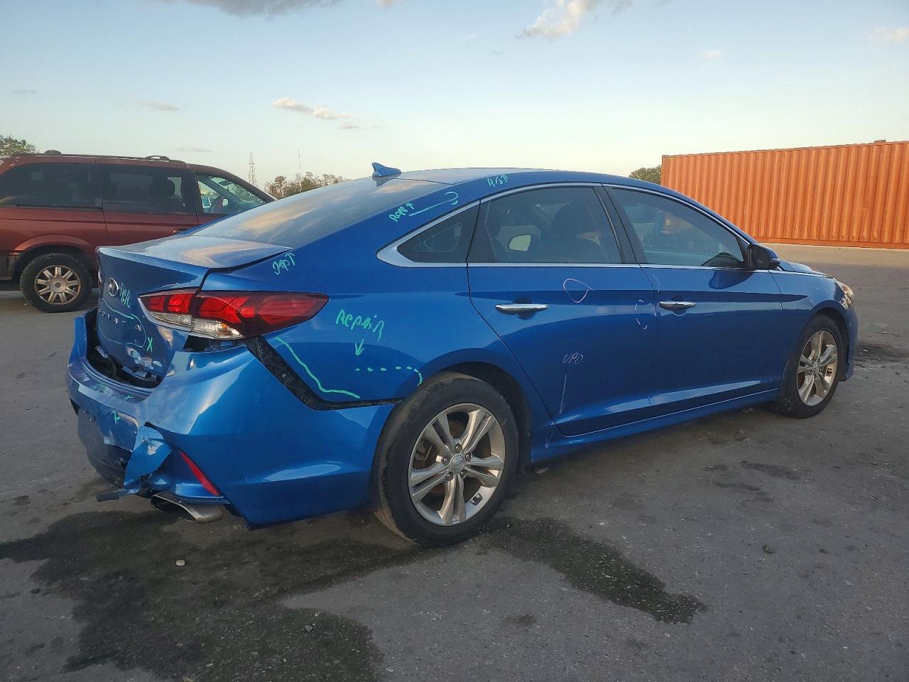 2018 HYUNDAI SONATA SPORT photo 3