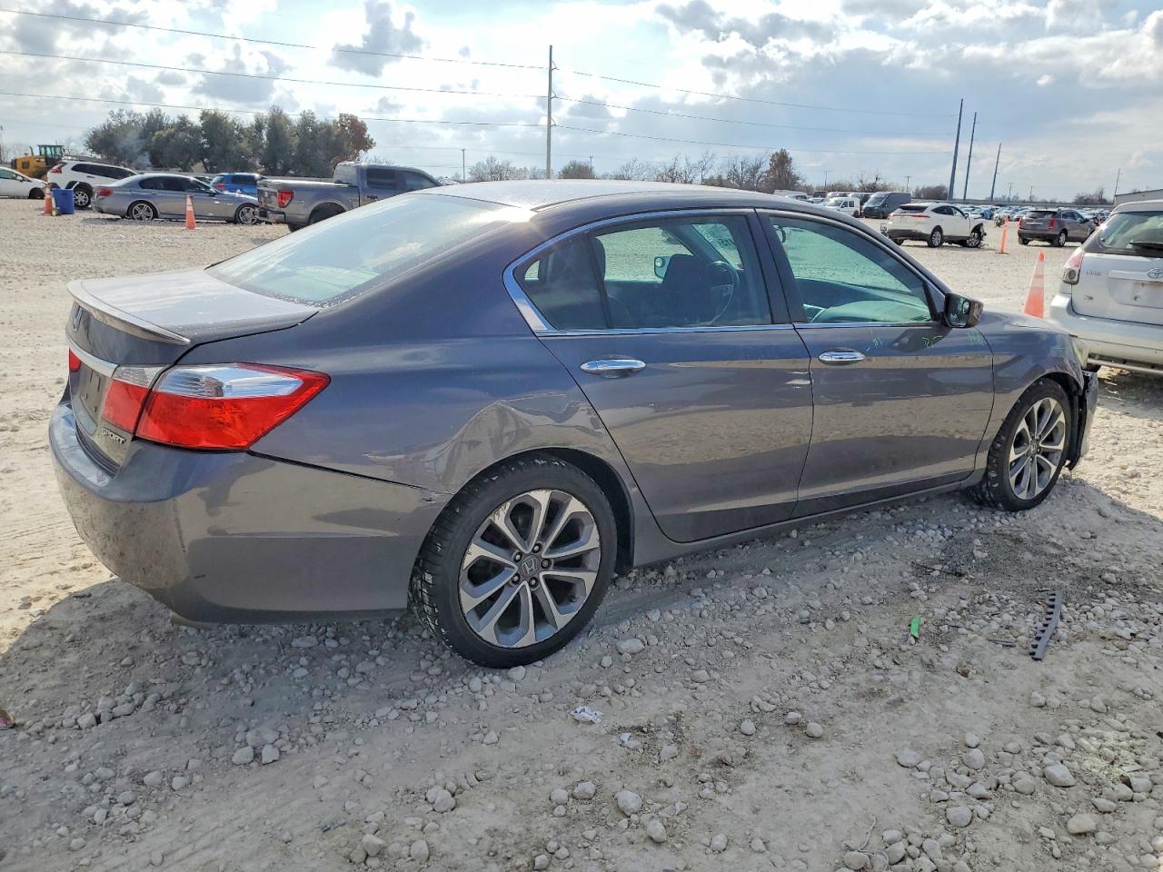2013 HONDA ACCORD SPORT photo 3