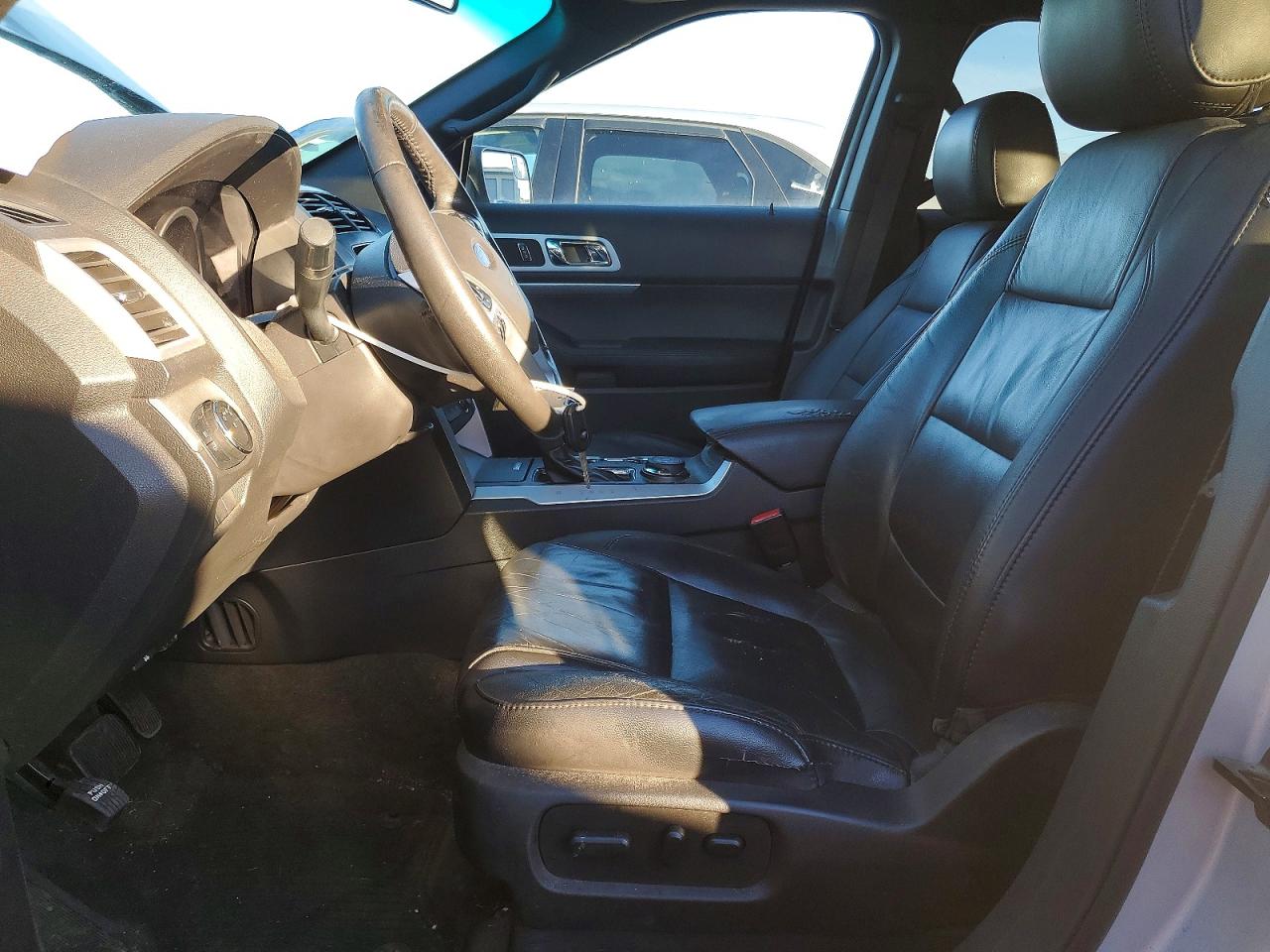 2014 FORD EXPLORER XLT photo 7