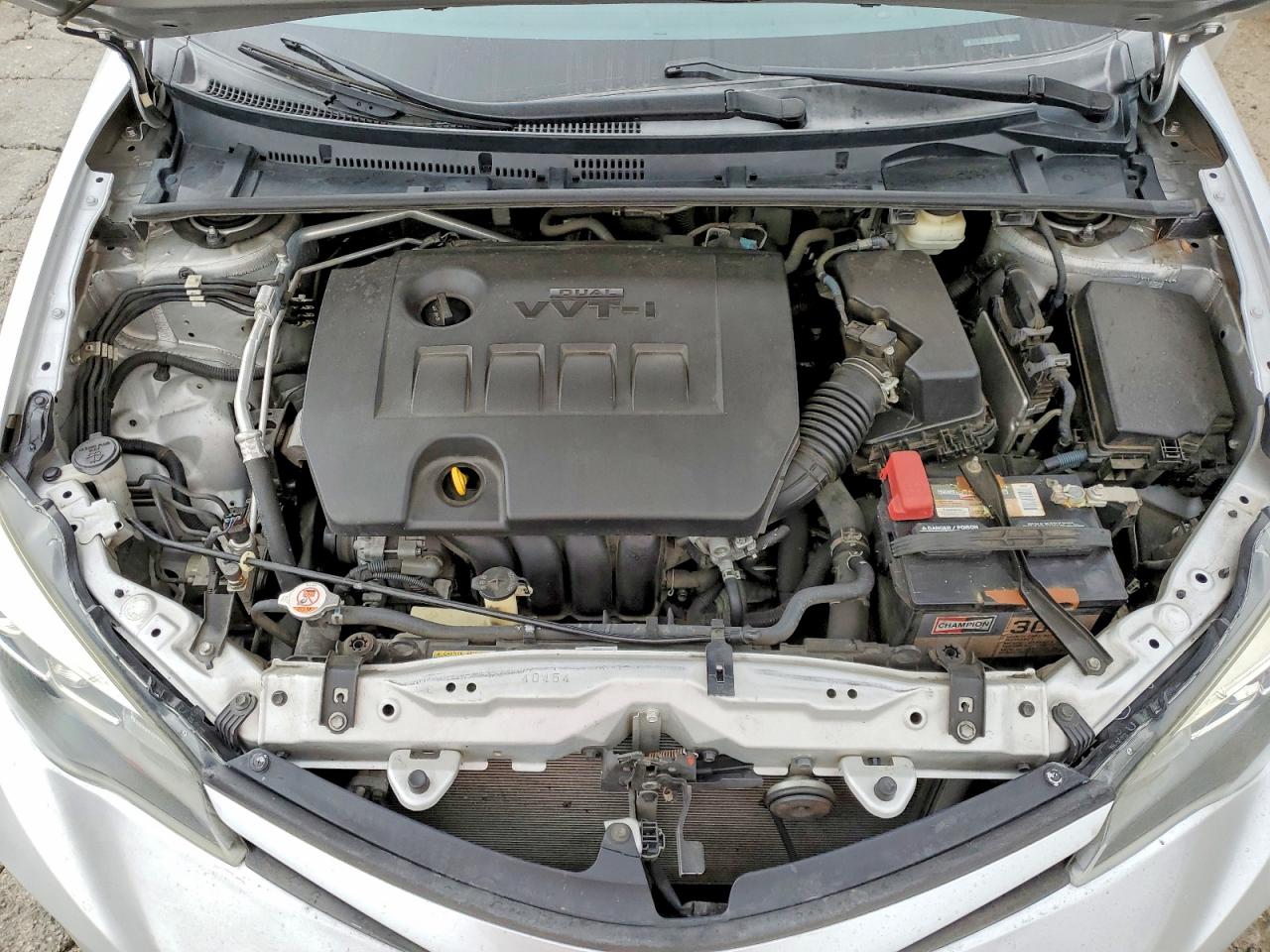 2018 TOYOTA COROLLA L photo 11