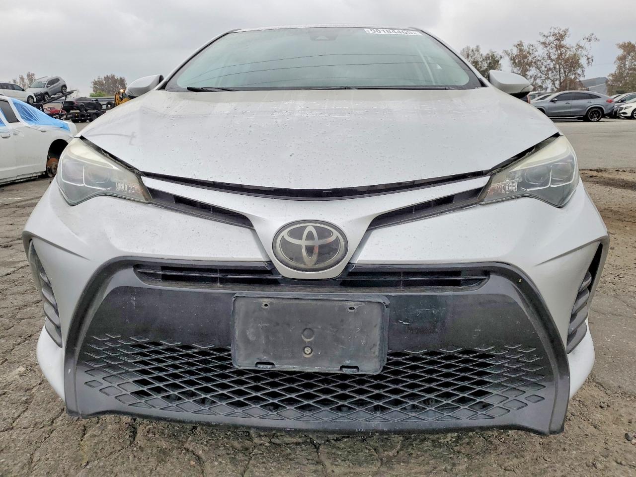 2018 TOYOTA COROLLA L photo 5