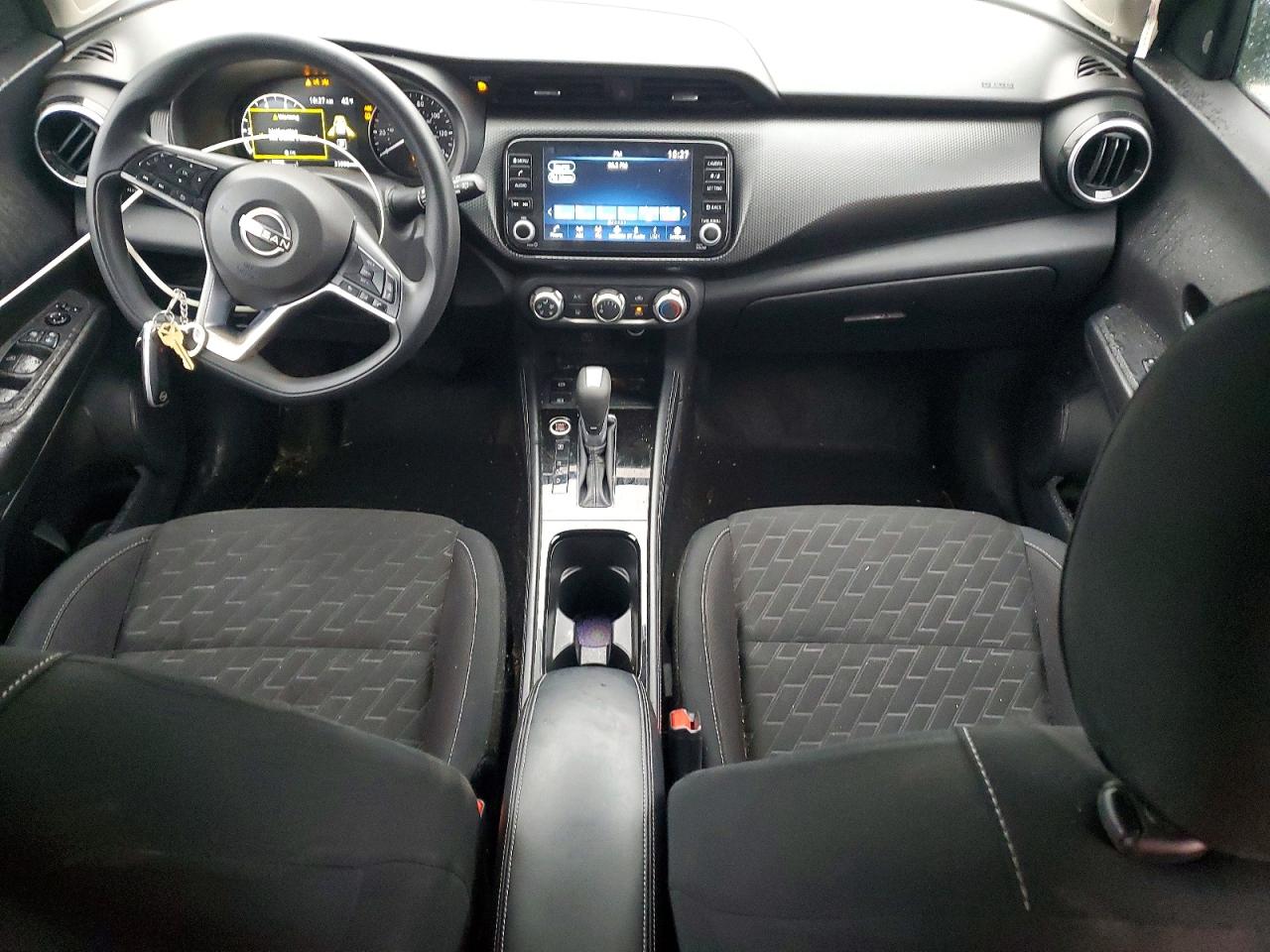 2023 NISSAN KICKS SV photo 8