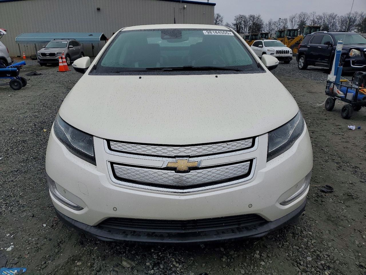 2013 CHEVROLET VOLT photo 5