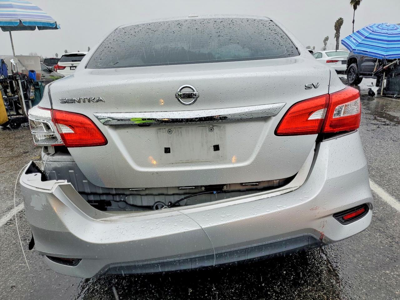 2017 NISSAN SENTRA S photo 6
