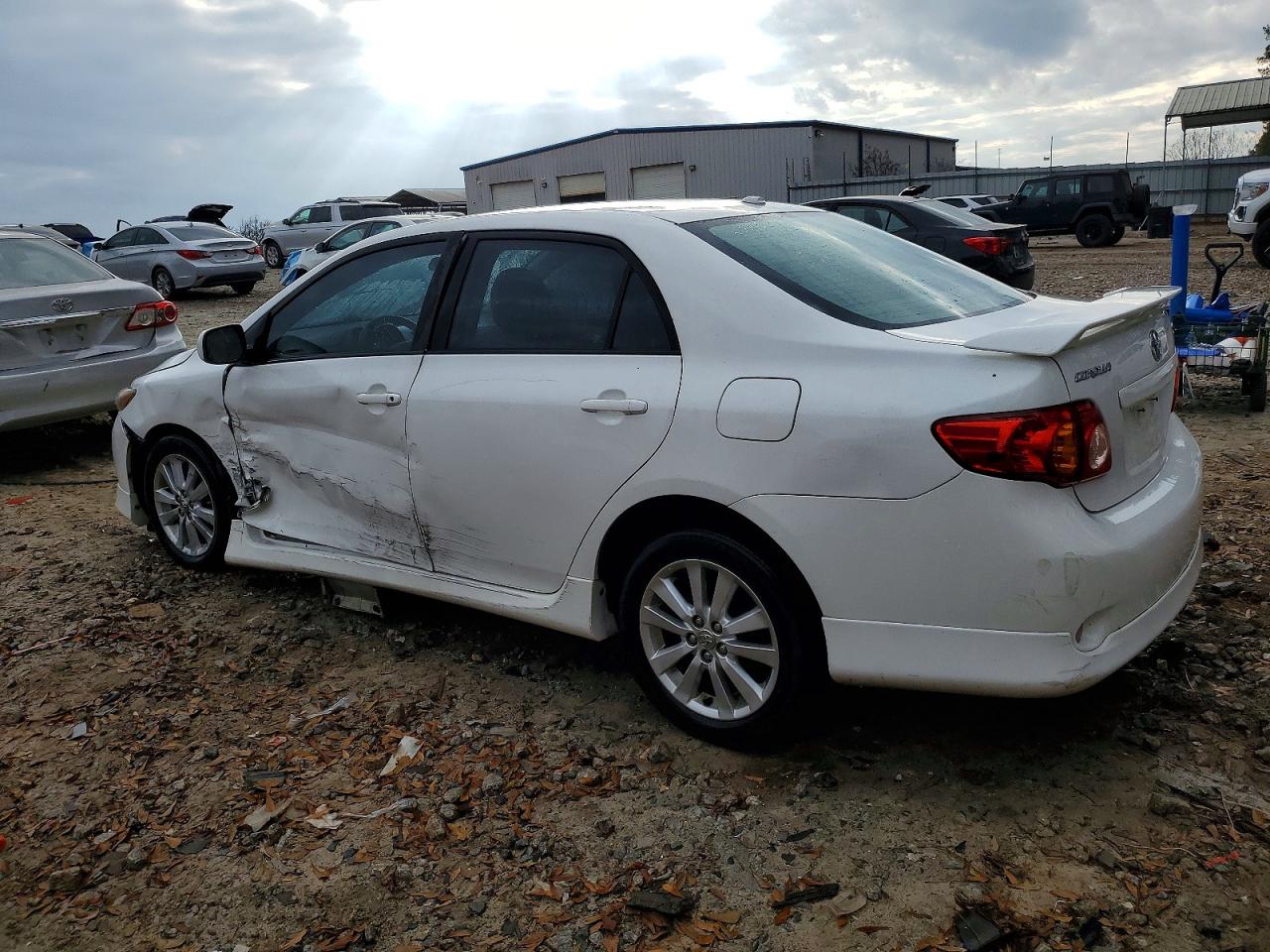 2010 TOYOTA COROLLA BASE photo 2