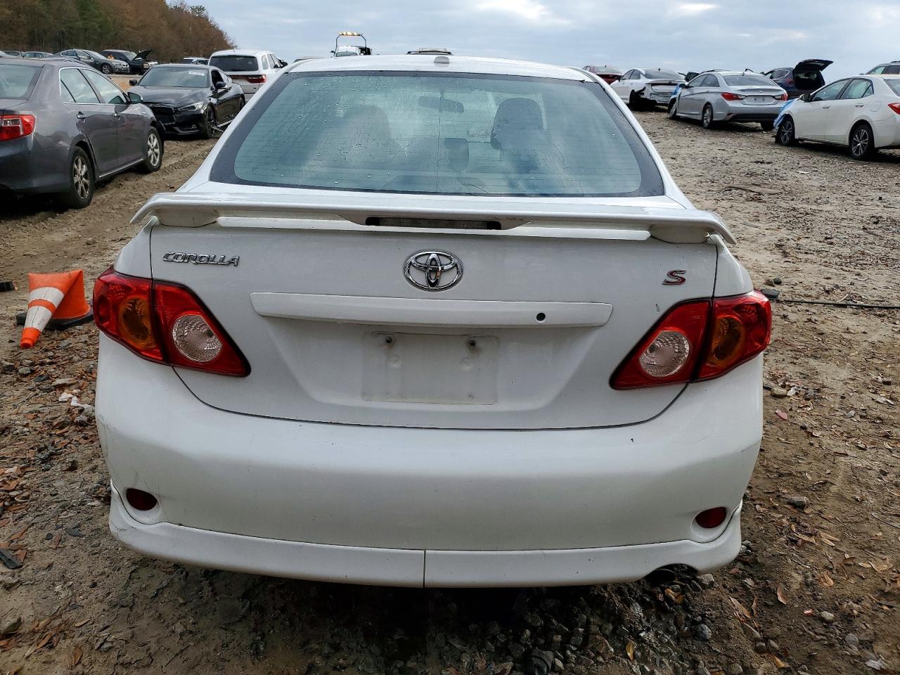 2010 TOYOTA COROLLA BASE photo 6