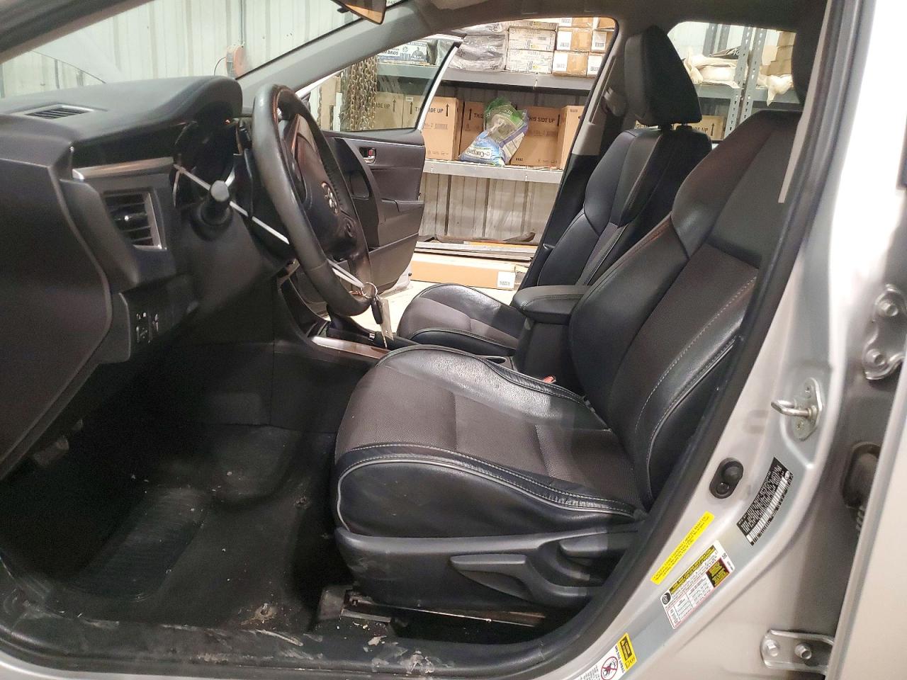 2015 TOYOTA COROLLA L photo 7