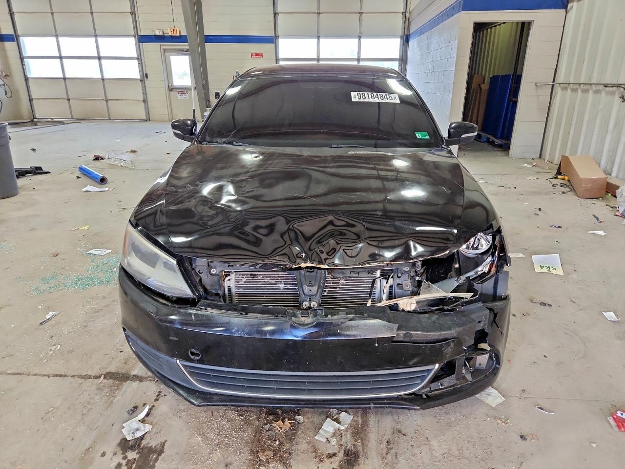 2011 VOLKSWAGEN JETTA SE photo 5