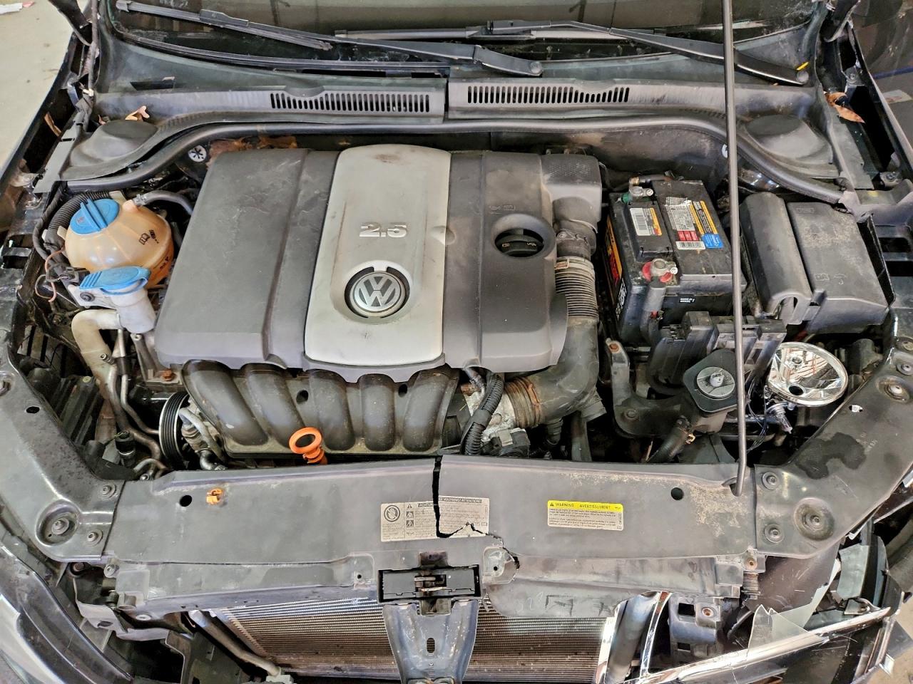 2011 VOLKSWAGEN JETTA SE photo 11