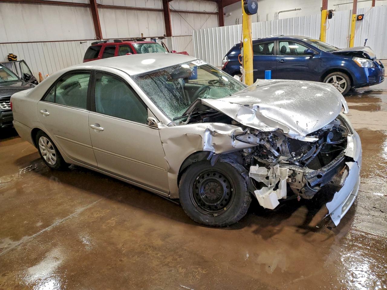 2005 TOYOTA CAMRY LE photo 4