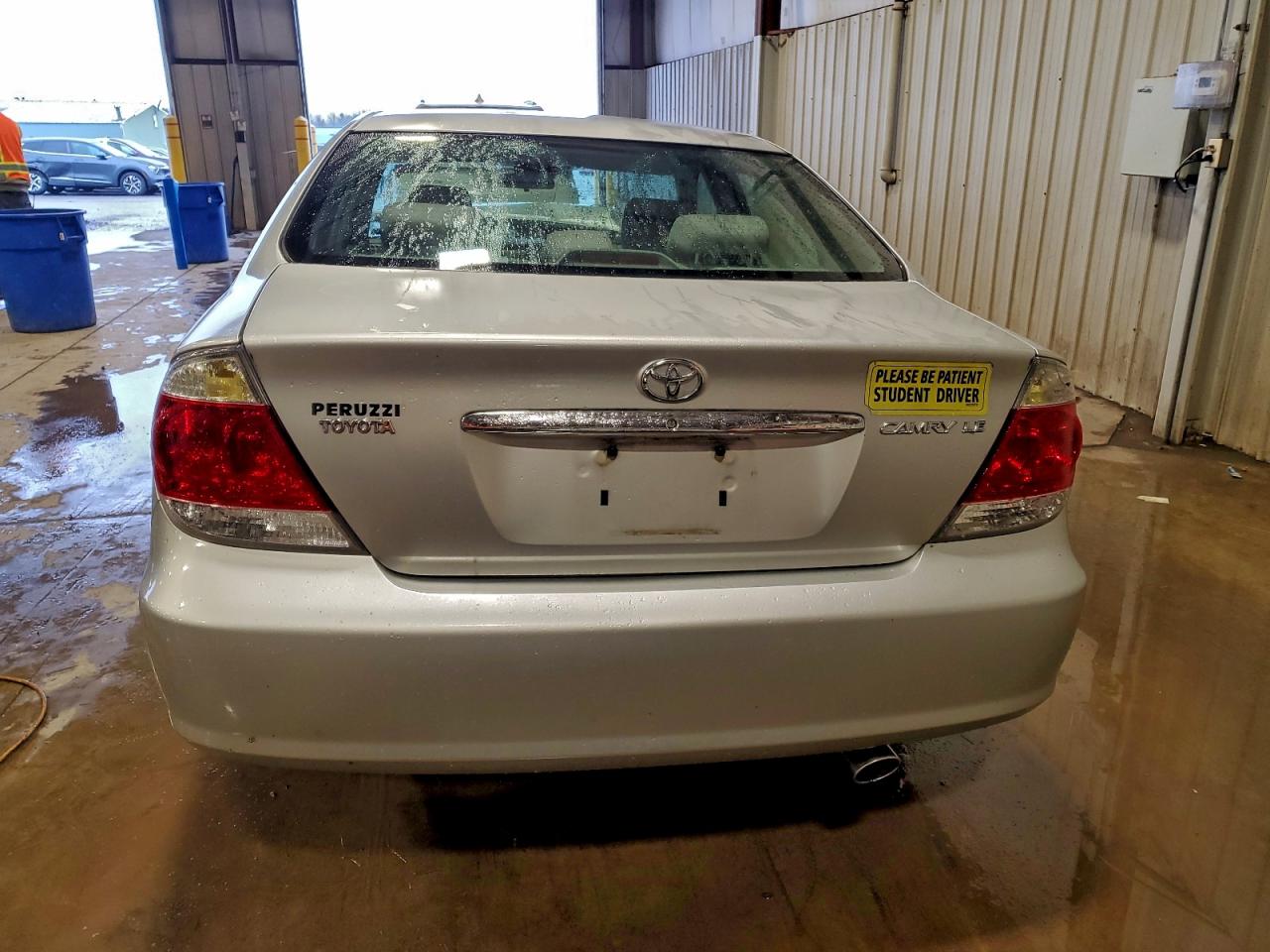 2005 TOYOTA CAMRY LE photo 6