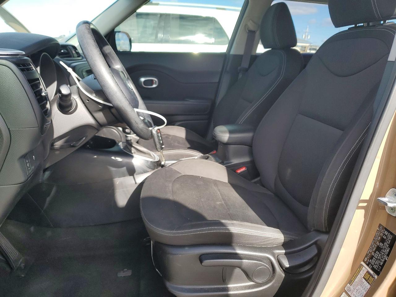 2014 KIA SOUL photo 7