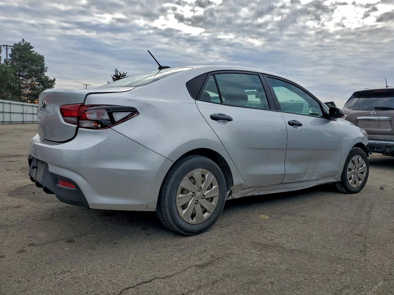 2018 KIA RIO LX photo 3