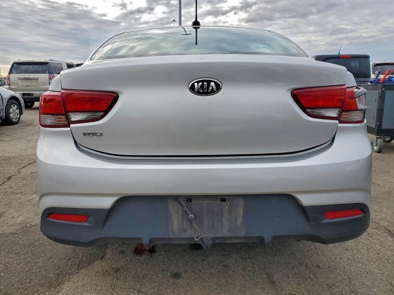 2018 KIA RIO LX photo 6