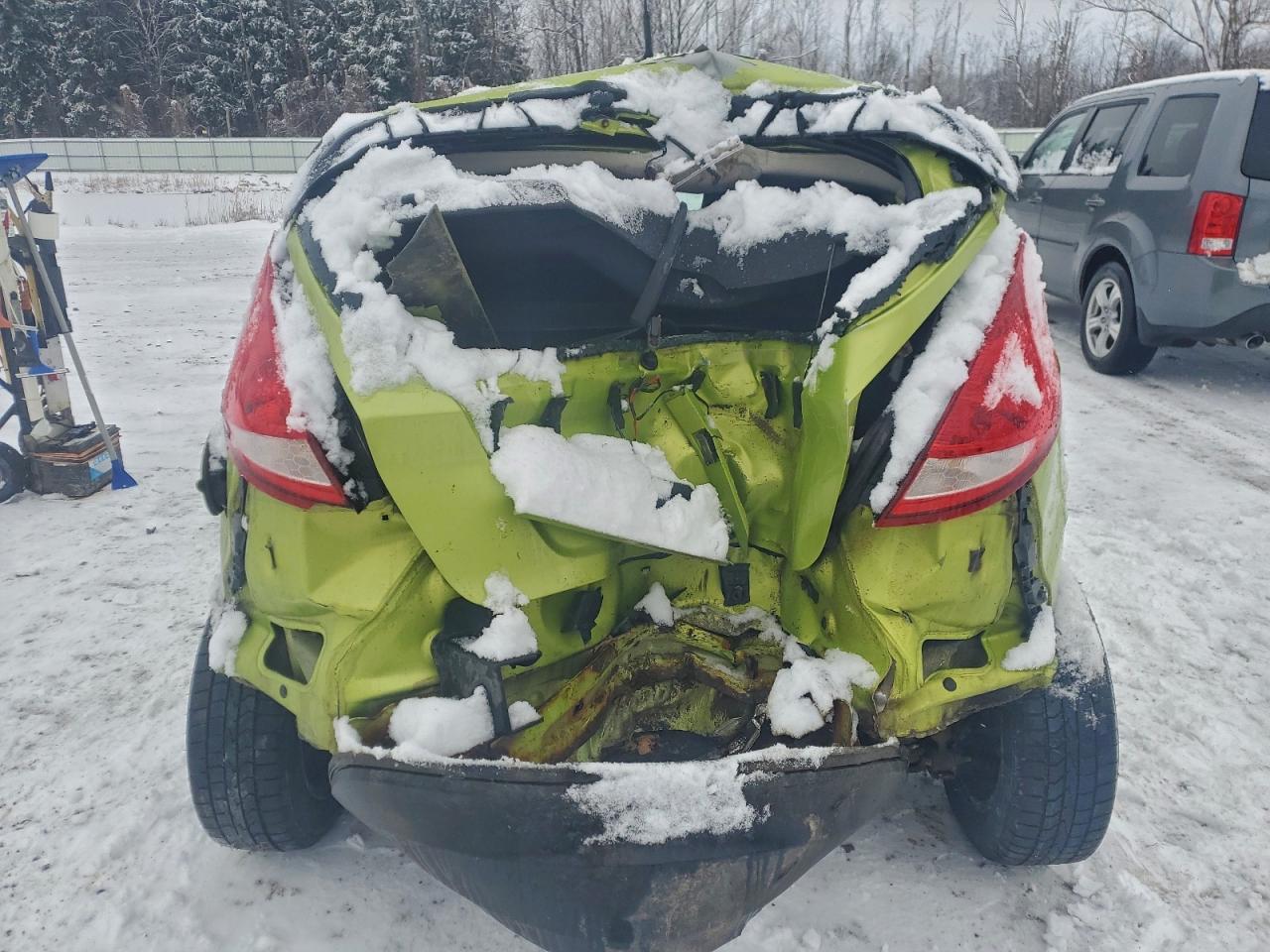 2012 FORD FIESTA SE photo 6